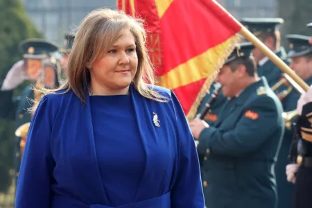 Петровска и Османи ја поздравија одлуката на Турција да не го попречува членството на Шведска во НАТО