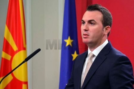 Адеми: Двајца пратеници повеќе не се дел од пратеничката група на ДУИ