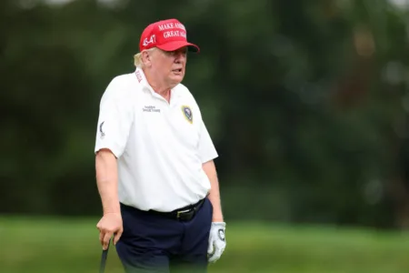 ДАЛИ ДОНАЛД ТРАМП ЌЕ БИДЕ ПРВИОТ ПРЕТСЕДАТЕЛ НА САД КОЈ ЌЕ ЗАВРШТИ ЗАД РЕШЕТКИ !? Судењето за обид за поништување на резултатите од изборите во 2020 година започнува многу наскоро ?