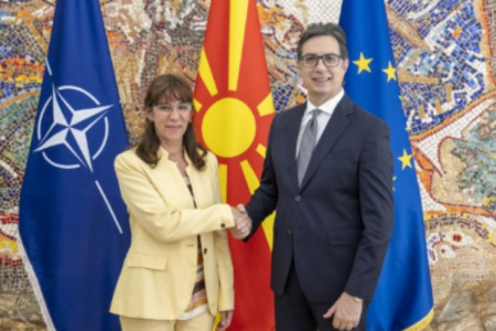 Пендаровски-Кареирас: И благодариме на Португалија за поддршката што и ја дава на Македонија за интеграција во ЕУ