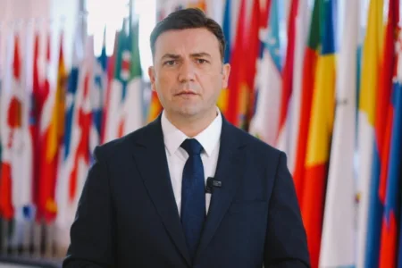 Бујар Османи: “Руската воена агресија врз Украина е најголем тест за нашата посветеност за заштита на човековите права“