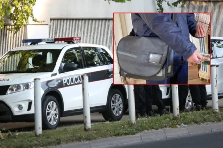ПОШТАР СЕ ОПИЈАНИЛ И ПОЧНАЛ ДА ДЕЛИ ПЕНЗИИ ВО КАФАНА: Ги „наградувал“ гостите со туѓи пари, па се степале кој повеќе да земе