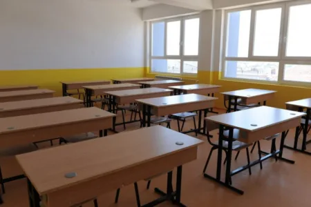 Ферати: Во Град Скопје има многу неправилности во именување на директори на училишта, се именувани без критериуми