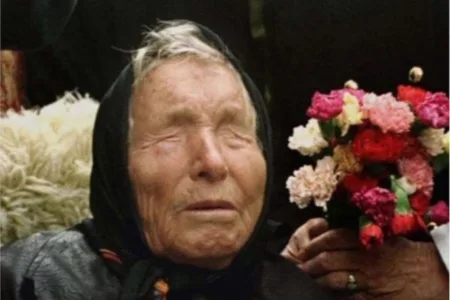 ПРЕДВИДУВА АТЕНТАТ НА ВЛАДИМИР ПУТИН, НО И МНОГУ ПОЛОШИ КАТАСТРОФИ – Еве што баба Ванѓа рекла дека ќе се случи во 2024 година