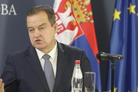 ОСТРИ ЗАКАНИ ОД БЕЛГРАД – Ивица Дачиќ: “Србија да сака војна, ни милион ‘Javelin’ нема да му помогнат на Косово!“