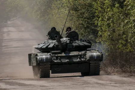 Русите го бомбардираа сопствениот град
