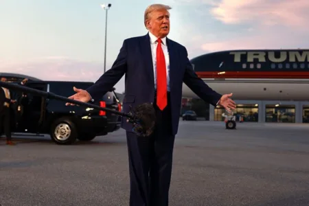 Меланија или дрогата? Кој стои зад губењето на 14 килограми на Доналд Трамп?