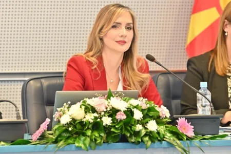 Анита Ангеловска-Бежоска: “Според анкетата на Светската банка, Народната банка е домашна институција со најголема доверба“