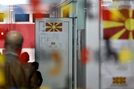 Изборната кампања за претседателските избори од 4 до 22 април, за парламентарните од 18 април до 6 мај