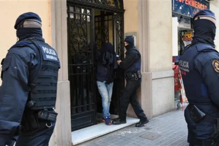 Во Шпанија уапсен еден од најбараните криминалци од марсејскиот клан