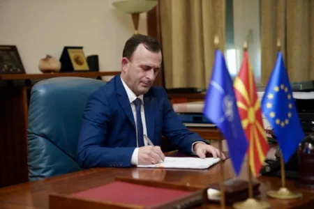 Митрески: Да разговараме за двата предлога за член на ДИК и да се обезбеди консензус за двотретинско мнозинство