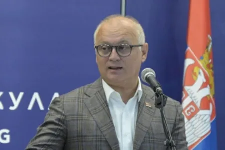 Весиќ: Граѓаните на Косово со српска лична карта можат да добијат ИД број и да работат во Северна Македонија и Албанија