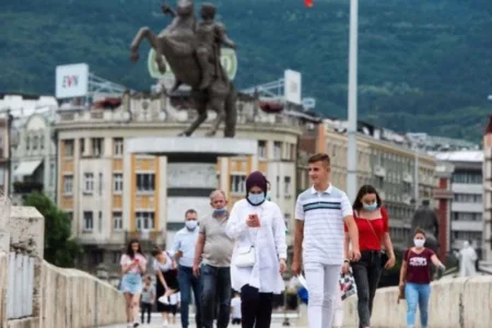 Македонските граѓани кои се во странство не можат да се пријават за гласање