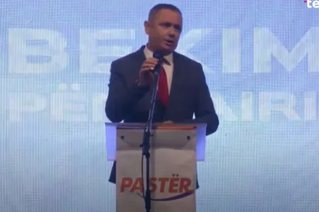 „Да го испратиме во Москва“ – што кажа Скендер Реџепи за Али Ахмет пред две години