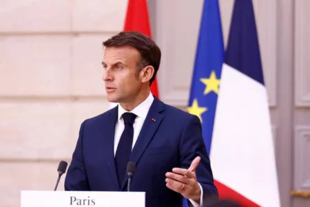 Макрон: Франција и сојузниците можеа да го запрат геноцидот во Руанда