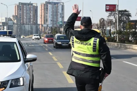 Поради одржување предизборни митинзи в сабота и недела изменет режим на сообраќај во Скопје