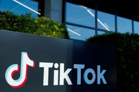 Немаме планови да го продадеме TikTok, вели кинеската фирма