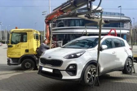 Од денеска поскапува регистрацијата на возилата