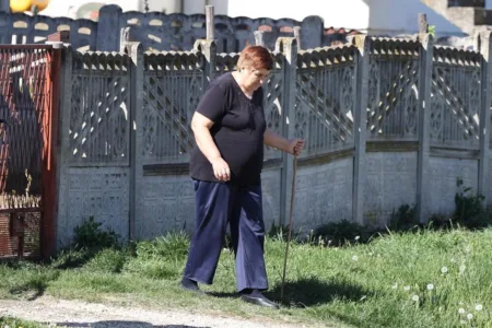 МАЈКАТА НА УБИЕЦОТ НА ДАНКА ИЛИЌ ПРЕД СМРТТА ГИ КАЖА САМО ОВИЕ 2 ЗБОРА! Влегла во дворот на соседите и колабирала: Не разговарала со нив 40 години