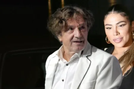 „Некој ноќеска ќе ми направи син“ – со гитара! Горан Бреговиќ ја изведе песната на Сандра Африка, шокантно видео кружи на интернет