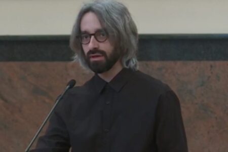 Апасиев: Го поддржуваме Мицкоски, само да не дозволи косовизација на македонското собрание
