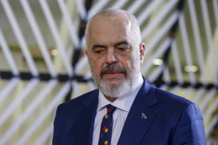Рама: Албанија нема претензии кон Грција