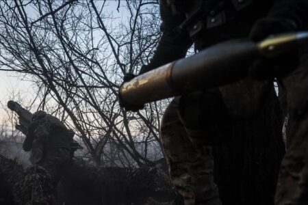 Руските сили тврдат дека зазеле две населби во Украина