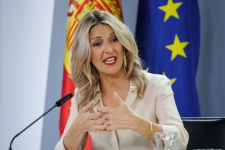 Вториот вицепремиер на Шпанија поднесе оставка, откако беше разочаран од резултатите на изборите во ЕУ
