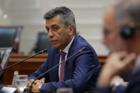 Меџити: Предупредувањата за дестабилизација добиваат форма