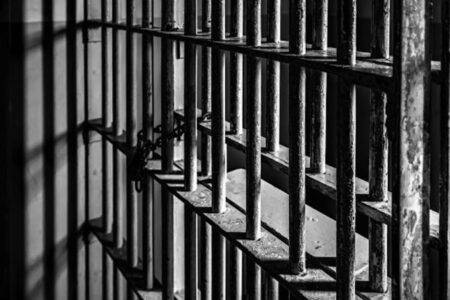 Група на затворенички од Идризово испрати апел до надлежните институции: Влага по sидовите, смрдеа, лекови со поминат рок како, ладни простории за време грејна сезона и мувлосана храна