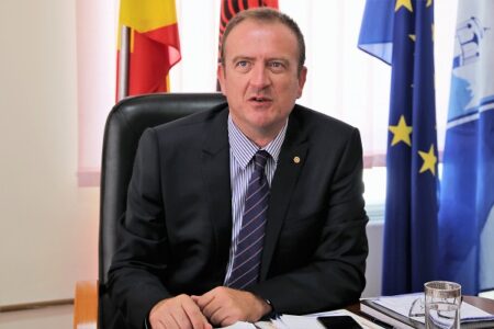 Итно ни требаат најмалку 1000 лекари, вели Таравари