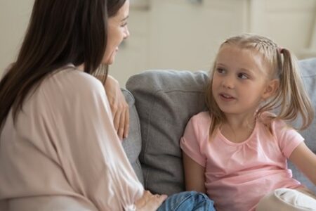 Дали сте добар родител? Поставете им го ова прашање на децата за да дознаете (видео)