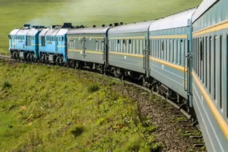 Најдолгото патување со воз во светот поврзува 2 континенти и огромни пространства! Овие детали за Транссибирската железница веројатно не сте ги знаеле