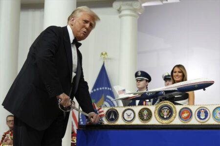 Шокантна изјава на Трамп за војната во Газа! Прекинот на огнот паѓа во војна!? ,,Тоа не е наша војна, тоа е нивна војна!”