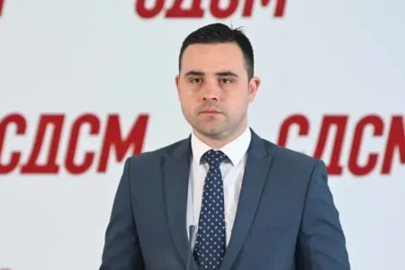 Костадинов: Ај да ги намалиме платите на функционерите, а тие пари да се пренаменат за итни мерки против загадувањето!