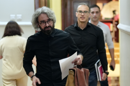 Народот тоне во сиромаштија, Уставниот суд одлучи државата да им врати милиони евра на најбогатите, реагираат од Левица