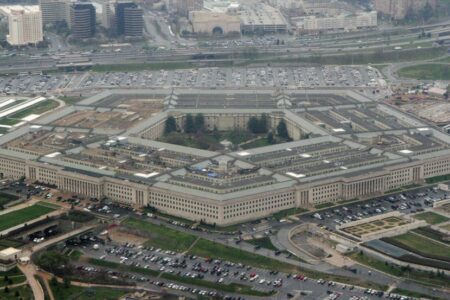 И Пентагон на удар од Илон Маск: Трамп му даде одврзана раце