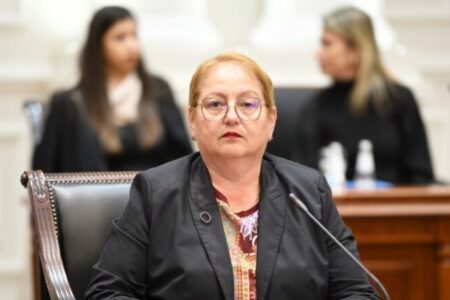 Јаневска: Повисоки плати за професорите и наставниците од март