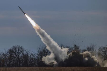 Австралиската војска набави HIMARS! Пристигнаа првите два од 42 нарачани американски ракетни системи – „Ќе ги променат правилата на игра“ (ФОТО, ВИДЕО)
