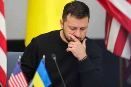 Зеленски итно ја прекина посетата