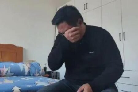 16 години слепо верувал дека сопругата родила 4 ќерки: За секунда му се сруши цел свет, никој не верува како успеала вака да го измами (фото)
