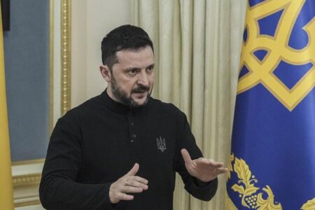 Кина ја вооружува Русија!?  Зеленски: Кинески претставници се занимаваат со производство на оружје на територијата на Русија