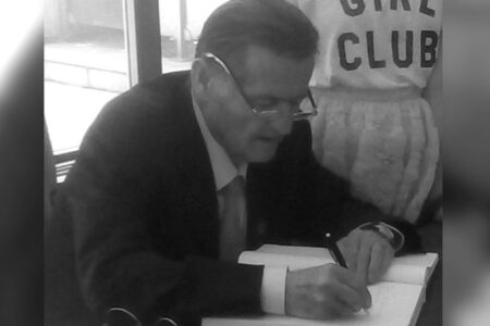 Почина внукот на Тито, сакаше да ја обедини Југославија по смртта на неговиот дедо